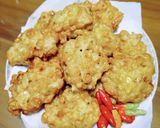Foto langkah ke 3 dari resep Cucur / Jemput Jemput Jagung.
