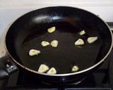 Foto del paso 9 de la receta: Pescadilla al horno con pimientos verdes