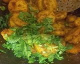 फ्राईड मसाला आलू (fried masala aloo recipe in Hindi) रेसिपी चरण 3 फोटो
