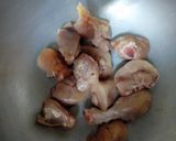 A picture of step 1 of Thai Soup.