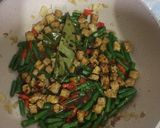 Foto langkah ke 2 dari resep Tumis kacangpanjang tempe pedas.