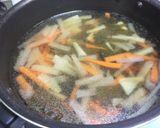 A picture of step 4 of My family's New Year Soup.