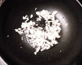 Foto del paso 4 de la receta: Revuelto de patatas con espárragos silvestres
