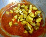 A picture of step 7 of Raw banana masala.