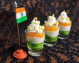 A picture of step 6 of Tricolor fruit cream.