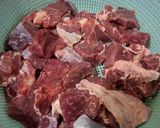 Foto langkah ke 1 dari resep Tongseng Sapi Kuah Santan Gurih (1 kg Daging).