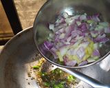 પૌવા (Poha recipe in gujrati) રેસીપી સ્ટેપ2ફોટો
