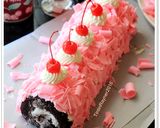 Foto langkah ke 11 dari resep PINKY BLACKFOREST ROLL untuk Ulang Tahun Mama Tercinta ;).