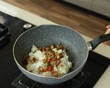 Foto langkah ke 3 dari resep Nasi Goreng Terasi Devina Hermawan.