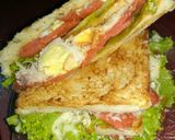 Foto langkah ke 4 dari resep Roti sosis bakar (sandwich).