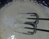 Foto langkah ke 4 dari resep Bolu jagung (corn cake) manis gurih.