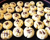 Foto langkah ke 3 dari resep Simple milky cookies.