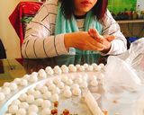 A picture of step 2 of Banh Troi (Vietnamese Sweet Rice Balls).