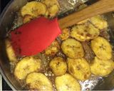 A picture of step 2 of Caramelized plantain dessert.
