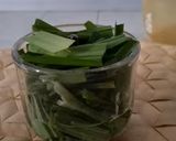 Foto langkah ke 1 dari resep Ongol-Ongol Daun Pandan.