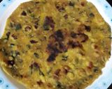 થેપલા પીઝા (Thepla Pizza Recipe In Gujarati) રેસીપી સ્ટેપ1ફોટો