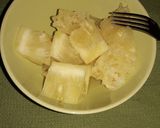 A picture of step 2 of Sliced pineapple.