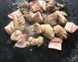 Foto del paso 2 de la receta: Arroz con verdura de la huerta 🧑🏼‍🌾pollo 🐓 y panceta 🐷