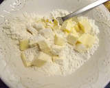 Foto del paso 1 de la receta: Crumble de manzana, pera y frutos rojos