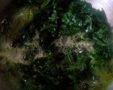 Foto langkah ke 2 dari resep Bobor Pedas Daun Lembayung.