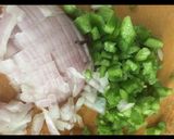 A picture of step 1 of Veg sprouts Thai style.
