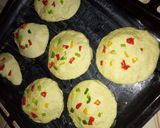 A picture of step 6 of Stuffed gurasa/chapati.