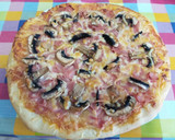 Foto del paso 3 de la receta: Pizza york - queso con champiñones naturales