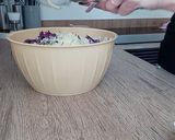 Foto del paso 5 de la receta: Tres versiones diferentes de servir una ensalada de repollo y lombarda