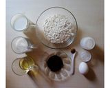 عکس مرحله 1 از دستور کیک شکلاتی یک تخم‌مرغی