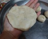 A picture of step 9 of Aloo kachori.