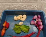 Foto langkah ke 1 dari resep Saos Pentol/Cilok Rasa Asam Manis Pedas.