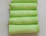 Foto langkah ke 2 dari resep Pisang coklat balut roti pandan.