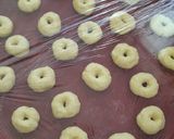 Foto langkah ke 5 dari resep Donat Kentang Empuk Anti Gagal.