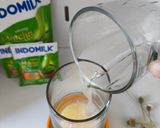 Foto langkah ke 3 dari resep Matcha Velvet Iced Latte.