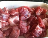 Foto del paso 1 de la receta: Carne guisada con patatas
