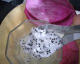 A picture of step 4 of Dragon fruit lemonade.