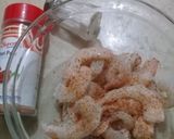 A picture of step 1 of Periperi Prawn Pasta.