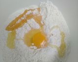 Foto langkah ke 2 dari resep Donat Madu (no mixer).