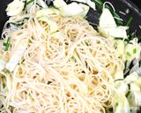 รูปขั้นตอนการทำที่ 5 ของ ผัดหมี่เตี๊ยว ไก่สับ
