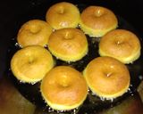 Foto langkah ke 5 dari resep Donat Labu Kuning.
