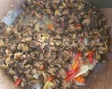 Foto langkah ke 3 dari resep Tumis Kerang Dara.