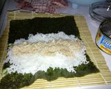 Foto langkah ke 1 dari resep Sushi tuna mayonaise.