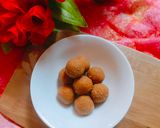 बेसन के लड्डू (besan ke ladoo recipe in Hindi) रेसिपी चरण 4 फोटो