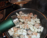Foto del paso 4 de la receta: Espaguetis marineros con salsa de setas