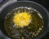 Foto del paso 4 de la receta: Donuts de tortilla de patatas en tempura