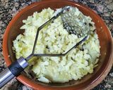 Foto del paso 1 de la receta: Pastel gratinado de patata y pollo trufado al pimentón