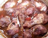 Foto del paso 5 de la receta: Muslos de pollo al vino tinto