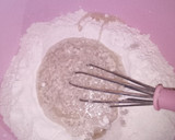 Foto del paso 1 de la receta: Medialunas (sin manteca y fácil)