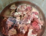 Foto langkah ke 1 dari resep Sop Tulang Iga.