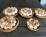 Une image de l'étape 8 de Tartelettes au café meringuée.